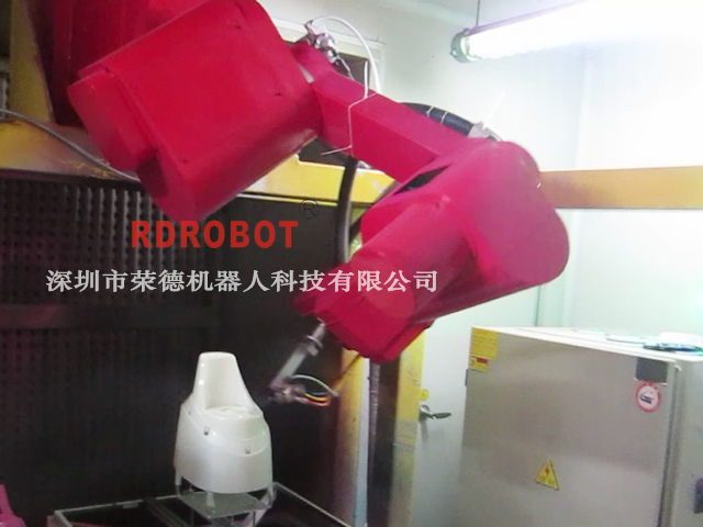 料理機外殼六軸機器人噴漆
